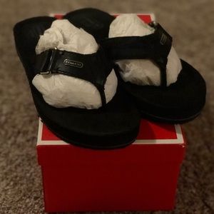 Coach black sandals. JADA SIGNATURE.